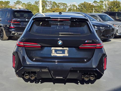 New 2026 BMW M5 Touring image 4