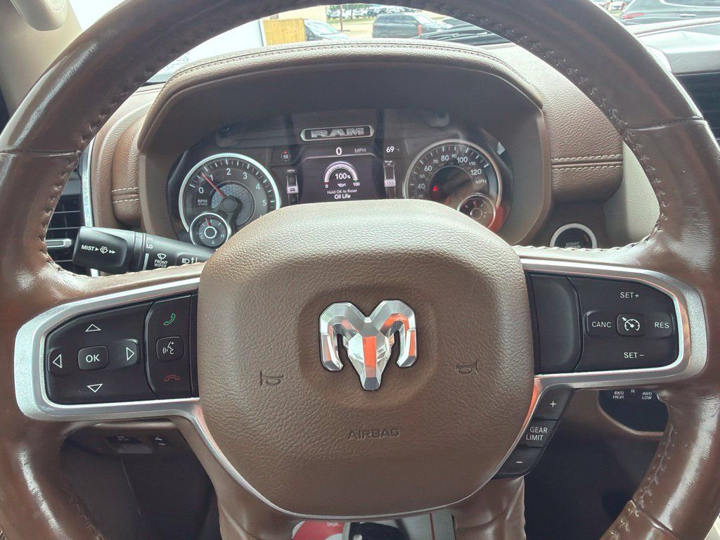 Used 2021 RAM 1500 Laramie AWD/4WD image 14