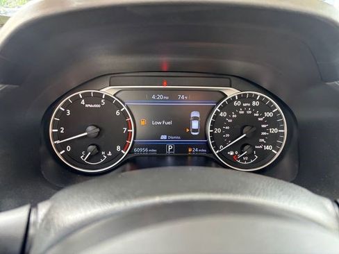 Used 2024 Nissan Altima 2.5 SV FWD image 16