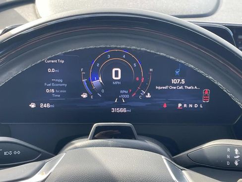 Used 2024 Chevrolet Traverse LT w/ Enhanced Driving Package image 30