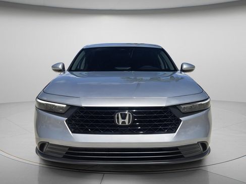 Used 2025 Honda Accord LX image 4
