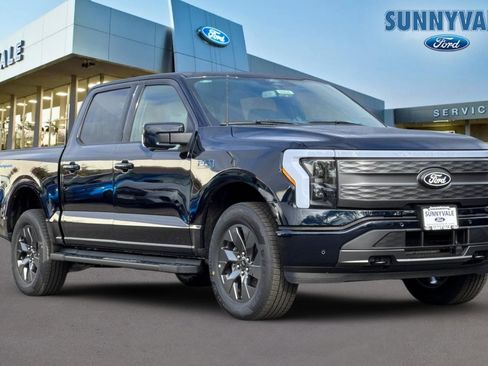 New 2025 Ford F150 Lightning Lariat image 8