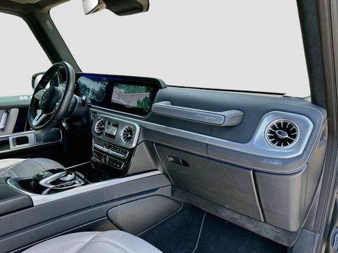Used 2024 Mercedes-Benz G 550 image 31