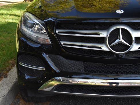 Used 2017 Mercedes-Benz GLE 350 image 34