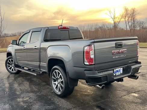 Used 2021 GMC Canyon Denali image 2