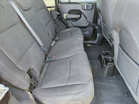 Used 2023 Jeep Wrangler Sport S image 17