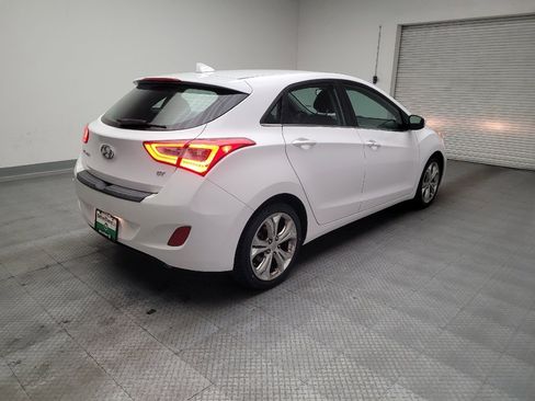 Used 2014 Hyundai Elantra GT w/ Option Group 02 image 9