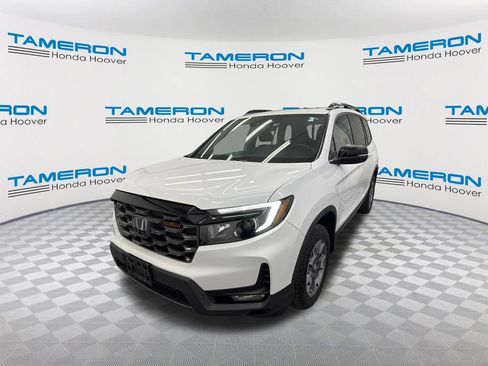 Used 2022 Honda Passport TrailSport image 1