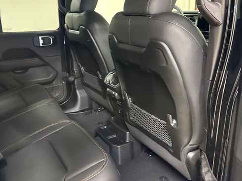 New 2025 Jeep Wrangler Unlimited Sahara AWD/4WD image 38
