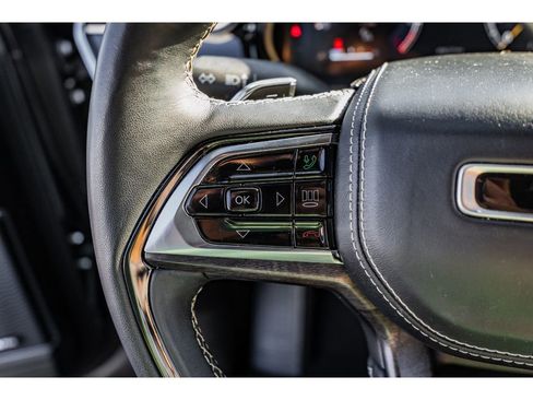 Used 2023 Jeep Grand Cherokee Overland w/ Adv Protech Group III image 12