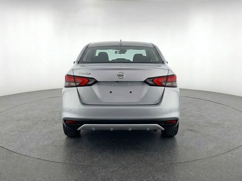 Used 2025 Nissan Versa SV image 7