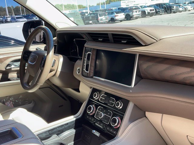 Used 2021 GMC Yukon Denali AWD/4WD image 10