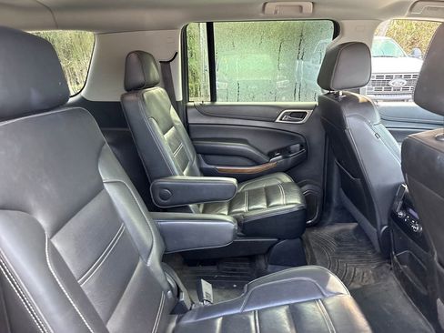 Used 2020 GMC Yukon XL Denali image 30