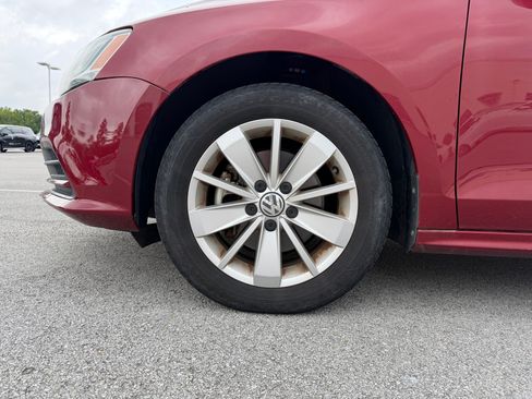 Used 2016 Volkswagen Jetta SE FWD image 7