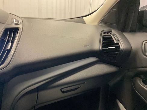 Used 2017 Ford Escape SE w/ Equipment Group 201A AWD/4WD image 28