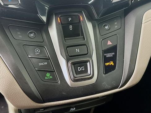 Used 2018 Honda Odyssey Touring image 24