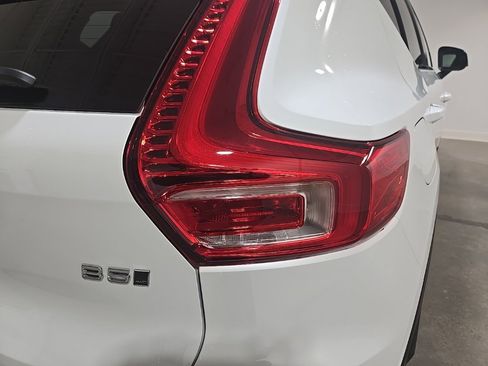 New 2026 Volvo XC40 B5 Plus w/ Climate Package image 20