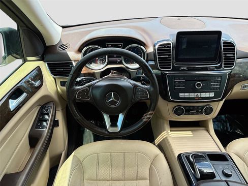 Used 2017 Mercedes-Benz GLE 350 w/ Premium 1 Package image 25