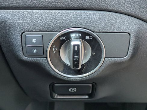 Used 2019 Mercedes-Benz GLA 250 4MATIC image 20