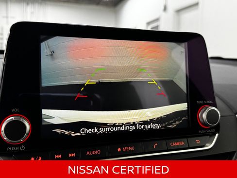 Certified 2025 Nissan Altima 2.5 SV FWD image 16