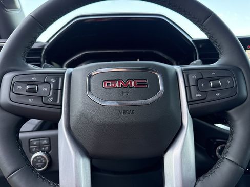 New 2026 GMC Sierra 1500 SLT AWD/4WD image 23