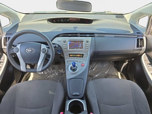 Used 2013 Toyota Prius Three FWD image 10