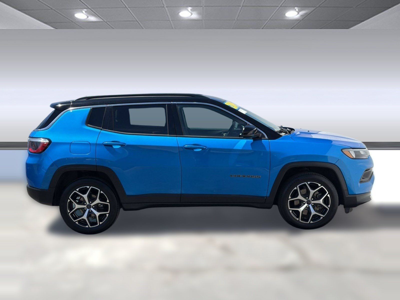 Used 2025 Jeep Compass Limited AWD/4WD image 7