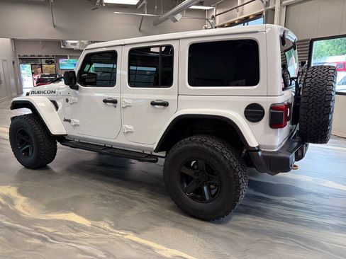 Used 2022 Jeep Wrangler Unlimited Rubicon w/ Trailer Tow Package AWD/4WD image 39