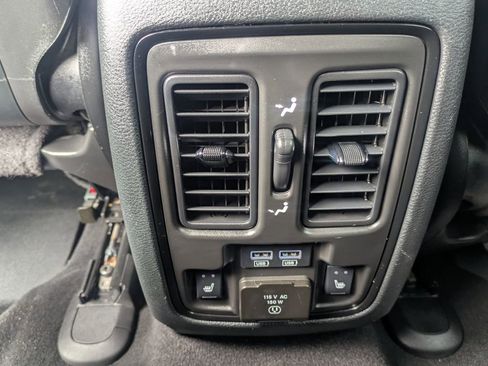 Used 2024 Dodge Durango GT AWD/4WD image 14