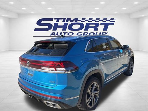 Used 2024 Volkswagen Atlas Cross Sport SEL R-Line image 5