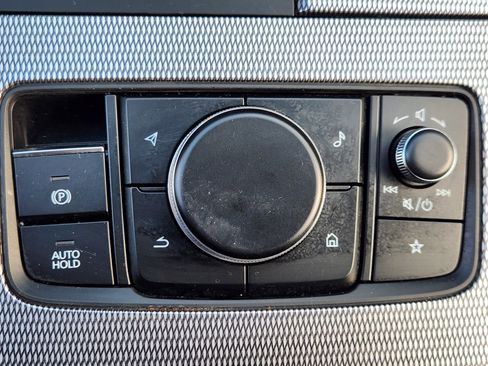 Certified 2024 MAZDA CX-90 Plug-In Hybrid w/ Premium Pkg image 24