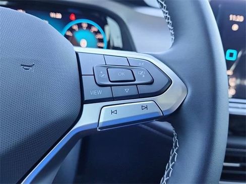 New 2026 Volkswagen Atlas Cross Sport SE image 23