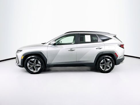 Used 2025 Hyundai Tucson SEL FWD image 4