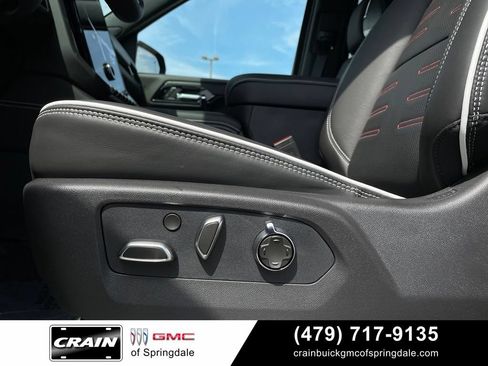 Used 2026 GMC Yukon XL AT4 Ultimate AWD/4WD image 11
