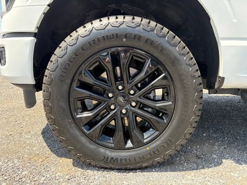 Used 2025 Ford F150 Lariat AWD/4WD image 14