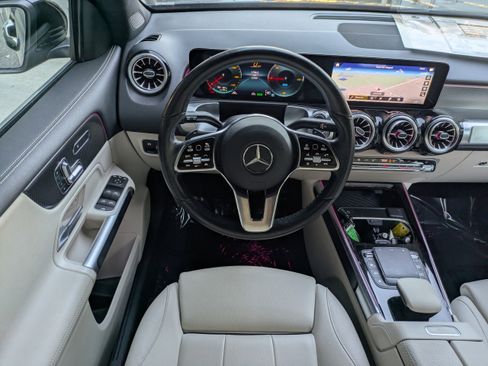 Certified 2023 Mercedes-Benz EQB 300 4MATIC image 15