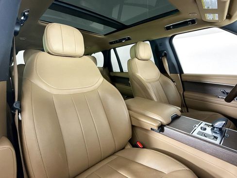 Used 2023 Land Rover Range Rover Long Wheelbase SE AWD/4WD image 14