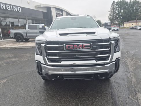 New 2026 GMC Sierra 2500 SLT w/ SLT Premium Package AWD/4WD image 8