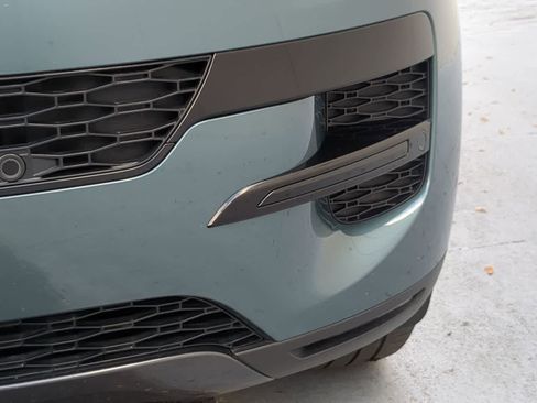 Used 2025 Land Rover Range Rover Sport SE image 11