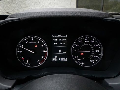 Certified 2025 Subaru Crosstrek 2.5i Limited AWD/4WD image 13