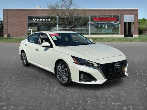 Certified 2024 Nissan Altima 2.5 SL FWD image 5