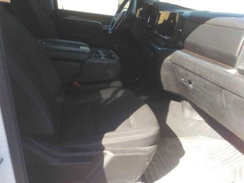 Used 2025 Chevrolet Silverado 2500 LT w/ Safety Package image 3