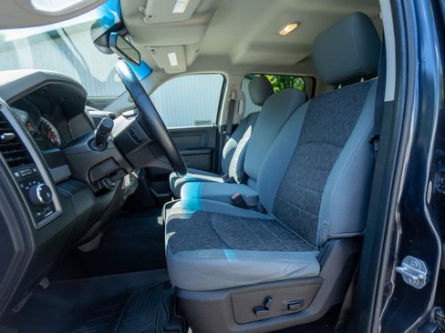 Used 2019 RAM 1500 Express w/ Wheel & Sound Group AWD/4WD image 11