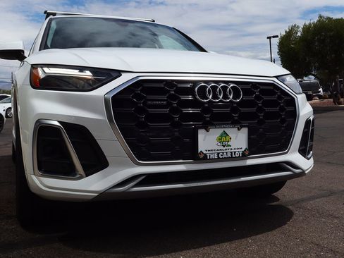 Used 2022 Audi Q5 2.0T Premium Plus image 18