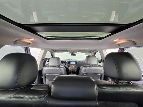 Used 2018 Nissan Pathfinder Platinum AWD/4WD image 54