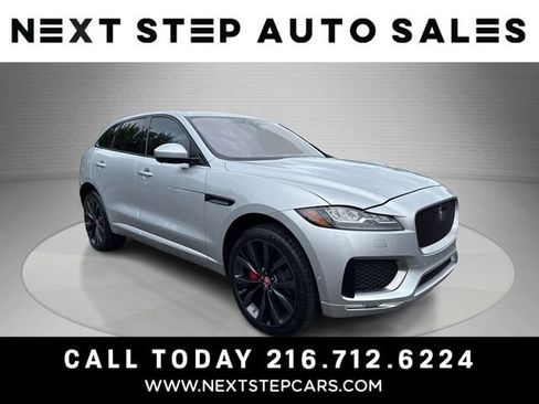 Used 2017 Jaguar F-PACE First Edition AWD/4WD image 1