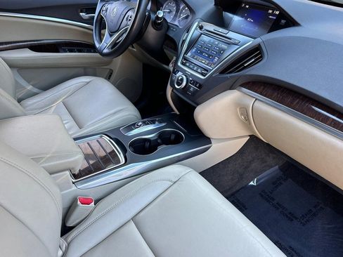 Used 2017 Acura MDX SH-AWD image 32