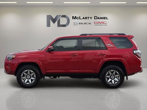 Used 2019 Toyota 4Runner TRD Off-Road Premium image 3