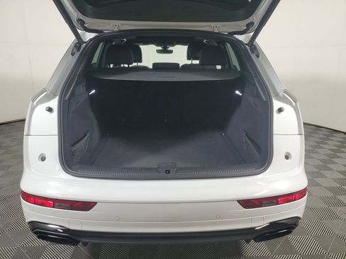 Used 2025 Audi Q5 2.0T Premium image 9