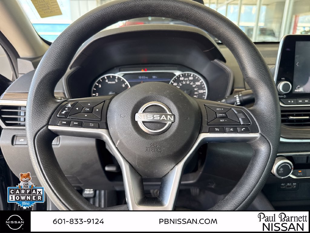 Used 2024 Nissan Altima 2.5 SV FWD image 19